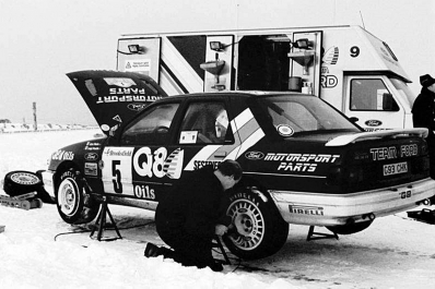Asistencia del Equipo Ford Motor Company en el 59º Rallye Automobile de Monte-Carlo 1991
En el Ford Sierra RS Cosworth 4x4 (G93 CHK) de Alex Fiorio - Luigi Pirollo, clasificado 10º.

Del 24 al 30 de Enero, Monte-Carlo.
Superficie: asfalto - nieve.

El Rally tenia un total de 3390.27 km de los que 628.64 km divididos en 27 tramos eran especiales.

Tomaron la salida 167 equipos, finalizaron 75.@
Palabras clave: ;Ford;Sierra;Cosworth;Montecarlo;1991;Asistencias