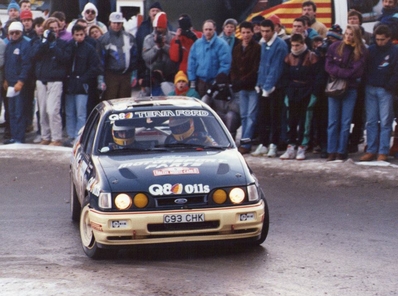 Alex Fiorio - Luigi Pirollo
59º Rallye Automobile de Monte-Carlo 1991. Ford Sierra RS Cosworth 4x4 (G93 CHK). Clasificado 10º.

Del 24 al 30 de Enero, Monte-Carlo.
Superficie: asfalto - nieve.

El Rally tenia un total de 3390.27 km de los que 628.64 km divididos en 27 tramos eran especiales.

Tomaron la salida 167 equipos, finalizaron 75.

© Joan Al
@
Palabras clave: ;Ford;Sierra;Cosworth;Montecarlo;1991