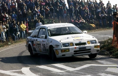 Daniel Alonso - Salvador Belzunces
27º Rallye Catalunya - Costa Brava - Rallye de España 1991. Ford Sierra RS Cosworth (9536 XL 06). Clasificado 19º.
Conc. Ford Asturias

Del 10 al 13 de Noviembre, Lloret de Mar, Girona, Catalunya, España.
Superficie: asfalto - tierra.

El Rally tenia un total de 1606.98 km de los que 594.01 km divididos en 35 tramos eran especiales, (2 de ellas fueron canceladas SS4 Sant Hilari - Osor de 13.57 Km y SS29 Riera de Merles de 14.36 Km).

Tomaron la salida 76 equipos, finalizaron 33.@
Palabras clave: Ford;Sierra;Cosworth;Catalunya;1991;España;Spain
