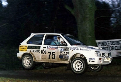 Eichi Iwashita - Richard Wise
47º Lombard RAC Rally 1991. Nissan March Super Turbo. Clasificado 24º.

Del 24 al 28 de Noviembre, Harrogate, Yorkshire, Inglaterra.
Superficie: tierra.

El Rally tenia un total de 2355.31 Km de los que 565,51 Km divididos en 37 tramos eran especiales.

Se inscribieron 160 equipos, tomaron la salida 151, finalizaron 82.@
Palabras clave: Nissan;March;Turbo;Gran_Bretaña;RAC_Rally;Lombard;1991