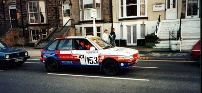 Gary Raybould - Bob Bissell
47º Lombard RAC Rally 1991. MG Maestro. Clasificado 70º.

Del 24 al 28 de Noviembre, Harrogate, Yorkshire, Inglaterra.
Superficie: tierra.

El Rally tenia un total de 2355.31 Km de los que 565,51 Km divididos en 37 tramos eran especiales.

Se inscribieron 160 equipos, tomaron la salida 151, finalizaron 82.@
Palabras clave: MG;Maestro;Gran_Bretaña;RAC_Rally;Lombard;1991
