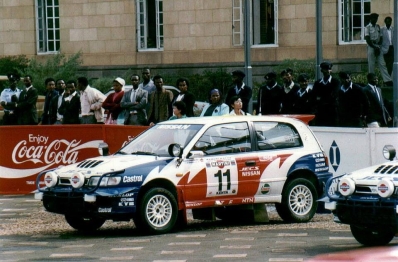 David Llewellin - Peter Diekmann
39º Martini Safari Rally Kenya 1991. Nissan Sunny GTI-R (H2 NME). Abandonó por accidente de tráfico durante TC10.
Nissan Motorsports Europe

Del 27 de Marzo al 1 de Abril, Nairobi, Kenya, África.
Superficie: tierra.

El Rally tenia un total de 4520.76 km con 79 controles horarios.

Tomaron la salida 57 equipos, finalizaron 27.@
Palabras clave: Nissan;Sunny;GT-R;Safari;1991