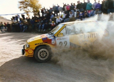 Luis Climent - Jose Muñoz
27º Rallye Catalunya - Costa Brava - Rallye de España 1991. Opel Corsa GSi (Z-8584-AH). Abandonó por la caja de cambios en SS30 Vallclara - Bancells de 21.17 km.
Opel Team España

Del 10 al 13 de Noviembre, Lloret de Mar, Girona, Catalunya, España.
Superficie: asfalto - tierra.

El Rally tenia un total de 1606.98 km de los que 594.01 km divididos en 35 tramos eran especiales, (2 de ellas fueron canceladas SS4 Sant Hilari - Osor de 13.57 Km y SS29 Riera de Merles de 14.36 Km).

Tomaron la salida 76 equipos, finalizaron 33.@
Palabras clave: Opel;Corsa;GSI;Catalunya;Costa_Brava;1991;España;Spain