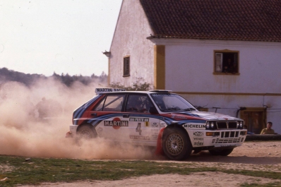 Juha Kankkunen - Juha Piironen
26º Rallye de Portugal - Vinho do Porto 1992. Lancia Delta HF Integrale (TO 53226S). Clasificado 1º.

Del 3 al 7 de Marzo, Portugal.
Superficie: tierra.

El Rally tenia un total de 2211.17 km de los que 577.38 km divididos en 40 tramos, eran especiales.

Se inscribieron 114 equipos, tomaron la salida 100, finalizaron 31.@
Palabras clave: ;Juha_Piironen;Lancia;Delta;Integrale;Portugal;1992