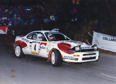 Carlos Sainz Cenamor - Luís Rodríguez Moya
28º Rallye de España - Catalunya - Costa Brava 1992. Toyota Celica Turbo 4WD -ST185- (K-AM 2134). Clasificado 1º.
Tramo: SS1 Coll de Rabell - Viladrau de 16.17 km.

Del 8 al 11 de Noviembre, Lloret de Mar, Girona, Catalunya, España.
Superficie: asfalto - tierra.

El Rally tenia un total de 1,505.08 Km de los que 519.65 Km divididos en 29 tramos eran especiales, (uno de ellos fue cancelado SS7).

Se inscribieron 79 equipos, tomaron la salida 74, finalizaron 31.

© Joan Al.
@
Palabras clave: Carlos_Sainz;Toyota;Célica;Catalunya;1992