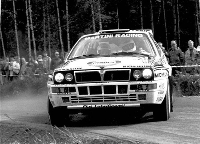 Didier Auriol - Bernard Occelli
42º 1000 Lakes Rally 1992. Lancia Delta HF Integrale (TO 13721T). Clasificado 1º.

Del 27 al 30 de Agosto, Laajavuori, Jyväskylä, Finlandia.
Superficie: tierra.

El Rally tenia un total de 1562.10 km de los que 524.82 km divididos en 37 tramos eran especiales.

Se inscribieron 132 equipos, tomaron la salida 127, finalizaron 61.@
Palabras clave: Didier_Auriol;Lancia;Delta;Integrale;Finlandia;1992