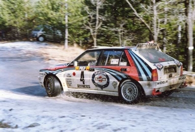 Didier Auriol - Bernard Occelli
60º Rallye Automobile de Monte-Carlo 1992. Lancia Delta HF Integrale (TO 45703S). Clasificado 1º.

Del 23 al 29 de Enero, Monte-Carlo.
Superficie: asfalto - nieve.

El Rally tenia un total de 3317.61 km de los que 628.29 km divididos en 26 tramos eran especiales (1 de ellas fue cancelada SS23 Col de Turini 3 de 22,21 Km).

Tomaron la salida 141 equipos, finalizaron 76.@
Palabras clave: Didier_Auriol;Lancia;Delta;Integrale;Montecarlo;1992;nieve