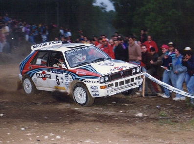 Juha Kankkunen - Juha Piironen
28º Rallye de España - Catalunya - Costa Brava 1992. Lancia Delta HF Integrale (TO 13718T). Clasificado 2º.
Foto: SS19 Montmajor - Casserres de 12.62 km.

Del 8 al 11 de Noviembre, Lloret de Mar, Girona, Catalunya, España.
Superficie: asfalto - tierra.

El Rally tenia un total de 1,505.08 km de los que 519.65 km divididos en 29 tramos eran especiales (uno de ellos fue cancelado, SS7).

Tomaron la salida 74 equipos, finalizaron 31.

© Joan Al.
@@
Palabras clave: ;Lancia;Delta;Integrale;Catalunya;España;Spain;1992
