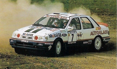 Massimo (Miki) Biasion - Tiziano Siviero
26º Rallye de Portugal - Vinho do Porto 1992. Ford Sierra RS Cosworth 4x4 (A10 FMC). Clasificado 2º.

Del 3 al 7 de Marzo, Portugal.
Superficie: tierra.

El Rally tenia un total de 2211.17 km de los que 577.38 km divididos en 40 tramos eran especiales.

Se inscribieron 114 equipos, tomaron la salida 100, finalizaron 31.@
Palabras clave: Miki_Biasion;Ford;Sierra;Cosworth;Portugal;1992