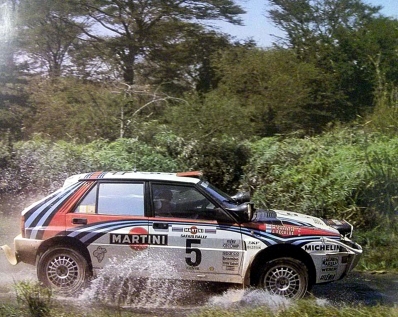 Jorge Recalde - Martin Christie
40º Martini Safari Rally Kenya 1992. Lancia Delta HF Integrale (TO 53230S). Clasificado 3º.

Del 27 de Marzo al 1 de Abril, Nairobi, Kenya, África.
Superficie: tierra.

El Rally tenia un total de 4387.84 km con 105 controles horarios.

Tomaron la salida 47 equipos, finalizaron 21.@
Palabras clave: Jorge_Recalde;Lancia;Delta;Integrale;Safari