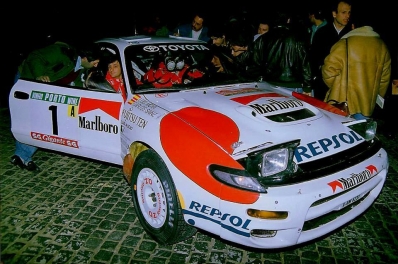Carlos Sainz Cenamor - Lui­s Moya
26º Rallye de Portugal - Vinho do Porto 1992. Toyota Celica Turbo 4WD -ST185- (K-AM 8202). Clasificado 3º.

Del 3 al 7 de Marzo, Portugal.
Superficie: tierra.

El Rally tenia un total de 2211.17 km de los que 577.38 km divididos en 40 tramos, eran especiales.

Se inscribieron 114 equipos, tomaron la salida 100, finalizaron 31.@
Palabras clave: ;Toyota;Celica;ST185;1992;Portugal