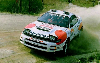 Carlos Sainz Cenamor - Luis Moya
26º Rallye de Portugal - Vinho do Porto 1992. Toyota Celica Turbo 4WD -ST185- (K-AM 8202). Clasificado 3º.

Del 3 al 7 de Marzo, Portugal.
Superficie: tierra.

El Rally tenia un total de 2211.17 km de los que 577.38 km divididos en 40 tramos, eran especiales.

Se inscribieron 114 equipos, tomaron la salida 100, finalizaron 31.@
Palabras clave: ;Toyota;Celica;ST185;1992;Portugal