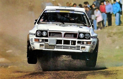 Gustavo Trelles - Jorge del Buono
12º Rally YPF Argentina 1992. Lancia Delta HF Integrale. Clasificado 3º.

Del 22 al 25 de Julio, Tucuman, Argentina.
Superficie: tierra.

El Rally tenia un total de 1818.61 km de los que 458.19 km divididos en 28 tramos eran especiales (5 de ellas fueron canceladas, SS5 San Pablo - San Javier de 23,58 Km, SS13 Yunca Suma - Alpachiri 1 de 29,56 Km, SS21 Singuil - Las Chacritas 2 de 30,50 Km, SS22 Yunca Suma - Alpachiri 2 de 29,56 Km y SS24 Timbo Viejo - El Cadillal 2 de 8,07 Km).

Tomaron la salida 82 equipos, finalizaron 32.
@
Palabras clave: Gustavo_Trelles;Lancia;Delta;Integrale;Argentina;1992;
