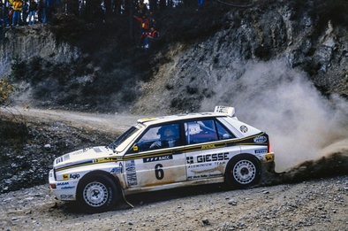 Alessandro (Alex) Fiorio - Vittorio Brambilla
28º Rallye de España - Catalunya - Costa Brava 1992. Lancia Delta HF Integrale (TO 53226S). Clasificado 4º.

Del 8 al 11 de Noviembre, Lloret de Mar, Girona, Catalunya, España.
Superficie: asfalto - tierra.

El Rally tenia un total de 1,505.08 Km de los que 519.65 Km divididos en 29 tramos eran especiales, (uno de ellos fue cancelado SS7).

Se inscribieron 79 equipos, tomaron la salida 74, finalizaron 31.@
Palabras clave: ;Lancia;Delta;Integrale;Catalunya;1992;España;Spain