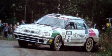 Ari Vatanen - Bruno Berglund
42º 1000 Lakes Rally 1992. Subaru Legacy RS (J 140 PWL). Clasificado 6º.

Del 27 al 30 de Agosto, Laajavuori, Jyväskylä, Finlandia.
Superficie: tierra.

El Rally tenia un total de 1562.10 km de los que 524.82 km divididos en 37 tramos eran especiales.

Se inscribieron 132 equipos, tomaron la salida 127, finalizaron 61.@
Palabras clave: ;Subaru;Legacy;Finlandia;1992