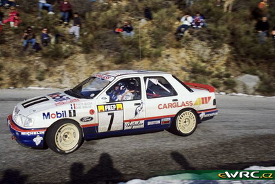 François Delecour - Daniel Grataloup
60º Rallye Automobile de Monte-Carlo 1992. Ford Sierra RS Cosworth 4x4 (A9 FMC). Clasificado 4º.

Del 23 al 29 de Enero, Monte-Carlo.
Superficie: asfalto - nieve.

El Rally tenia un total de 3317.61 km de los que 628.29 km divididos en 26 tramos eran especiales (1 de ellas fue cancelada SS23 Col de Turini 3 de 22,21 Km).

Tomaron la salida 141 equipos, finalizaron 76.@
Palabras clave: ;Ford;Sierra;Cosworth;Montecarlo;1992