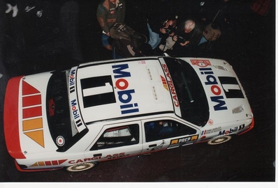 François Delecour - Daniel Grataloup
60º Rallye Automobile de Monte-Carlo 1992. Ford Sierra RS Cosworth 4x4 (A9 FMC). Clasificado 4º.

Del 23 al 29 de Enero, Monte-Carlo.
Superficie: asfalto - nieve.

El Rally tenia un total de 3317.61 km de los que 628.29 km divididos en 26 tramos eran especiales (1 de ellas fue cancelada SS23 Col de Turini 3 de 22,21 Km).

Tomaron la salida 141 equipos, finalizaron 76.@
Palabras clave: ;Ford;Sierra;Cosworth;Montecarlo;1992