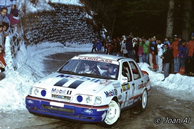 François Delecour - Daniel Grataloup
60º Rallye Automobile de Monte-Carlo 1992. Ford Sierra RS Cosworth 4x4 (A9 FMC). Clasificado 4º.

Del 23 al 29 de Enero, Monte-Carlo.
Superficie: asfalto - nieve.

El Rally tenia un total de 3317.61 km de los que 628.29 km divididos en 26 tramos eran especiales (1 de ellas fue cancelada SS23 Col de Turini 3 de 22,21 Km).

Tomaron la salida 141 equipos, finalizaron 76.

© Joan Al en SS Le Moulinet - La Bollene Vesubie
@@
Palabras clave: ;Ford;Sierra;Cosworth;Montecarlo;1992