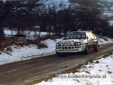 Philippe Bugalski - Denis Giraudet
60º Rallye Automobile de Monte-Carlo 1992. Lancia Delta HF Integrale (TO 45702S). Clasificado 5º.

Del 23 al 29 de Enero, Monte-Carlo.
Superficie: asfalto - nieve.

El Rally tenia un total de 3317.61 km de los que 628.29 km divididos en 26 tramos eran especiales (1 de ellas fue cancelada SS23 Col de Turini 3 de 22,21 Km).

Tomaron la salida 141 equipos, finalizaron 76.@
Palabras clave: Philippe_Bugalski;Denis_Giraudet;Lancia;Delta;HF;Integrale;Montecarlo;1992