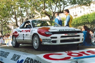 Armin Schwarz - Arne Hertz
36º Tour de Corse - Rallye de France 1992. Toyota Celica Turbo 4WD (ST185), (K-AM 9346). Clasificado 5º.

Del 2 al 7 de Mayo, Ajaccio, Corcega, Francia.
Superficie: asfalto.

El Rally tenia un total de 1,164.22 Km de los que 618.37 Km divididos en 27 tramos eran especiales, (las 4 últimas fueron canceladas, SS24 Liamone - Ambiegna de 43.93 Km, SS25 Suarella - Col de Marcuccio de 25.21 Km, SS26 Bicchisano - Pila Canale de 14.47 Km, SS27 de 25.12 Km, debido a un accidente en el estadio de fútbol de Bastia en el que fallecieron 18 aficionados, D.E.P. / R.I.P.).

Se inscribieron 107 equipos, tomaron la salida 107, finalizaron 47.@
Palabras clave: ;Toyota;Celica;ST185;Corse;Corcega;1992