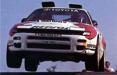 Armin Schwarz - Arne Hertz
36º Tour de Corse - Rallye de France 1992. Toyota Celica Turbo 4WD (ST185), (K-AM 9346). Clasificado 5º.

Del 2 al 7 de Mayo, Ajaccio, Corcega, Francia.
Superficie: asfalto.

El Rally tenia un total de 1,164.22 Km de los que 618.37 Km divididos en 27 tramos eran especiales, (las 4 últimas fueron canceladas, SS24 Liamone - Ambiegna de 43.93 Km, SS25 Suarella - Col de Marcuccio de 25.21 Km, SS26 Bicchisano - Pila Canale de 14.47 Km, SS27 de 25.12 Km, debido a un accidente en el estadio de fútbol de Bastia en el que fallecieron 18 aficionados, D.E.P. / R.I.P.).

Se inscribieron 107 equipos, tomaron la salida 107, finalizaron 47.@
Palabras clave: ;Toyota;Celica;ST185;Corse;Corcega;1992