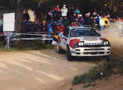 Armin Schwarz - Arne Hertz
28º Rallye de España - Catalunya - Costa Brava 1992. Toyota Celica Turbo 4WD (ST185). Clasificado 5º.
Tramo: El Sobirà  de 30.32 km.

Del 8 al 11 de Noviembre, Lloret de Mar, Girona, Catalunya, España.
Superficie: asfalto - tierra.

El Rally tenia un total de 1,505.08 Km de los que 519.65 Km divididos en 29 tramos eran especiales, (uno de ellos fue cancelado SS7).

Se inscribieron 79 equipos, tomaron la salida 74, finalizaron 31.

© Joan Al.
@@
Palabras clave: Toyota;Celica;Catalunya;España;Spain;1992