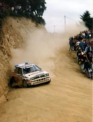 Jesús "Chus" Puras - Alex Romaní
28º Rallye de España - Catalunya - Costa Brava 1992. Lancia Delta HF Integrale (TO 28473T). Clasificado 6º.

Del 8 al 11 de Noviembre, Lloret de Mar, Girona, Catalunya, España.
Superficie: asfalto - tierra.

El Rally tenia un total de 1,505.08 Km de los que 519.65 Km divididos en 29 tramos eran especiales, (uno de ellos fue cancelado SS7).

Se inscribieron 79 equipos, tomaron la salida 74, finalizaron 31.@
Palabras clave: Jesus_Chus_Puras;Lancia;Delta;HF;Integrale;Catalunya;España;Spain;1992