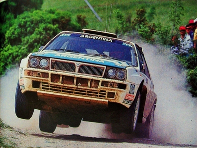 Jorge Recalde - Martin Christie
39º Acropolis Rally 1992. Lancia Delta HF Integrale. Clasificado 6º.

Del 31 de Mayo al 3 de Junio, Atenas, Grecia.
Superficie: tierra.

El Rally tenia un total de 1886.51 km de los que 564.06 km divididos en 40 tramos eran especiales.

Tomaron la salida 74 equipos, finalizaron 39.@
Palabras clave: Jorge_Recalde;Lancia;Delta;Integrale;Acropolis;Grecia;1992