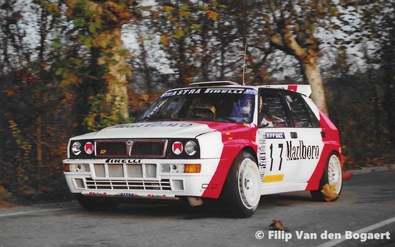Javier Diego Pedro - Icíar Muguerza
28º Rallye de España - Catalunya - Costa Brava 1992. Lancia Delta HF Integrale (TO 23902P). Clasificado 8º.

Del 8 al 11 de Noviembre, Lloret de Mar, Girona, Catalunya, España.
Superficie: asfalto - tierra.

El Rally tenia un total de 1,505.08 Km de los que 519.65 Km divididos en 29 tramos eran especiales, (uno de ellos fue cancelado SS7).

Se inscribieron 79 equipos, tomaron la salida 74, finalizaron 31.

© Filip Van den Bogaert
@
Palabras clave: Lancia;Delta;Integrale;Catalunya;1992;España;Spain