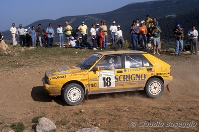 Massimo Ercolani - Mario Vimercati
39º Acrópolis Rally 1992. Lancia Delta Integrale 16V (32959). Clasificado 19º.

Del 31 de Mayo al 3 de Junio, Atenas, Grecia.
Superficie: tierra.

El Rally tenia un total de 1886.51 km de los que 564.06 km divididos en 40 tramos eran especiales.

Tomaron la salida 74 equipos, finalizaron 39.

© Claudio Baseggio.@
Palabras clave: Acropolis;Grecia;Lancia;Delta;Integrale;1992
