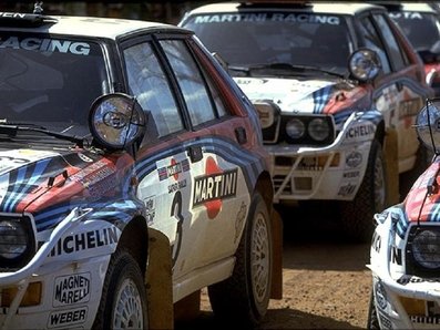 Parque Cerrado del 40º Martini Safari Rally de Kenya 1992
Lancia's Delta HF Integrale de:

3# (TO 53229S) de Björn Waldegard - Fred Gallagher, abandonó por fuego en CH 27.

5# (TO 53230S) de Jorge Recalde - Martin Christie, clasificado 3º. 

La parte del capó de Lancia que se puede ver en la parte derecha de la imagen es el 1# (TO 53231S) de Juha Kankkunen - Juha Piironen, clasificado 2º.

Del 27 de Marzo al 1 de Abril, Nairobi, Kenya, África.
Superficie: tierra.

El Rally tenia un total de 4387.84 km con 105 controles horarios.

Tomaron la salida 47 equipos, finalizaron 21.
Palabras clave: Jorge_Recalde;Martin_Christie;Bjorn_Waldegard;Fred_Gallagher;Lancia;Delta;HF;Integrale;Safari;1992;parque_cerrado