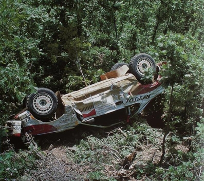 Carlos Sainz Cenamor - Luís Rodríguez Moya
39º Acropolis Rally 1992. Toyota Celica Turbo 4WD (ST185). Abandonó por el accidente de la foto en SS13 Rendina de 27,31 Km.

Del 31 de Mayo al 3 de Junio, Atenas, Grecia.
Superficie: tierra.

El Rally tenia un total de 1886.51 km de los que 564.06 km divididos en 40 tramos eran especiales.

Tomaron la salida 74 equipos, finalizaron 39.@
Palabras clave: ;Toyota;Celica;Turbo;crash;Acropolis;1992;Grecia