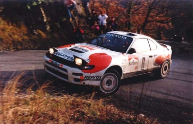 Armin Schwarz - Arne Hertz
60º Rallye Automobile de Monte-Carlo 1992. Toyota Celica Turbo 4WD -ST185- (K-AM 7462). Abandonó por accidente en SS18 Loda - Lucéram de 16.49 Km.

Del 23 al 29 de Enero, Monte-Carlo.
Superficie: asfalto - nieve.

El Rally tenia un total de 3317.61 km de los que 628.29 km divididos en 26 tramos eran especiales (1 de ellas fue cancelada SS23 Col de Turini 3 de 22,21 Km).

Tomaron la salida 141 equipos, finalizaron 76.@
Palabras clave: ;Toyota;Celica;Turbo;ST185;Montecarlo;1992