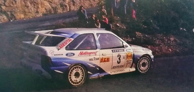 François Delecour - Daniel Grataloup
29º Rallye Catalunya - Costa Brava - Rallye de España 1993. Ford Escort RS Cosworth (L421 NHK). Clasificado 1º.

Del 1 al 4 de Noviembre, Lloret de Mar, Girona, Catalunya, España.
Superficie: asfalto.

El Rally tenia un total de 1750.85 km de los que 513.60 km divididos en 29 tramos eran especiales.

Se inscribieron 100 equipos, tomaron la salida 95, finalizaron 39.@
Palabras clave: ;Ford;Escort;Cosworth;Catalunya;Costa_Brava;1993;España;Spain