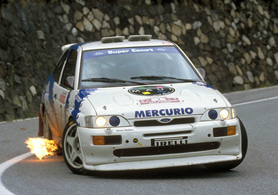Franco Cunico - Stefano Evangelisti
35º Rally Sanremo 1993. Ford Escort RS Cosworth (Roma 5G5667). Clasificado 1º.

Del 11 al 13 de Octubre, Sanremo, Liguria, Imperia, Italia.
Superfice: asfalto.

El Rally tenia un total de 1706.46 km de los que 548.90 km divididos en 28 tramos eran especiales, (una de ellas fue cancelada SS6 Campoligure de 28.20 km).

Se inscribieron 127 equipos, tomaron la salida 120, finalizaron 57.@
Palabras clave: ;Ford;Escort;RS;Cosworth;Sanremo;1993