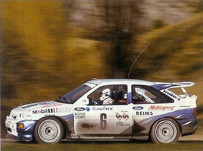François Delecour - Daniel Grataloup
61º Rallye Automobile de Monte-Carlo 1993. Ford Escort RS Cosworth (K748 GOO). Clasificado 2º.

Del 21 al 27 de Enero, Monaco.
Superficie: asfalto - nieve.

El Rally tenia un total de 3086.00 km de los que 593.62 km divididos en 22 tramos, eran especiales.

Se inscribieron 182 equipos, tomaron la salida 167, finalizaron 86.@
Palabras clave: ;Cosworth;Ford;Escort;Montecarlo;1993