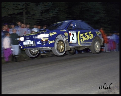 Ari Vatanen - Bruno Berglund
43º 1000 Lakes Rally 1993. Subaru Impreza 555 (L 555 BAT). Clasificado 2º.

Del 27 al 29 de Agosto, Jyväskylä, Finlandia.
Superficie: tierra.

El Rally tenia un total de 1555.92 km de los que 507.69 km divididos en 35 tramos eran especiales.

Se inscribieron 116 equipos, tomaron la salida 113, finalizaron 61.@
Palabras clave: ;Subaru;Impreza;Finlandia;1993;