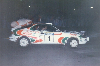 Didier Auriol - Bernard Occelli
13º Rally YPF Argentina 1993. Toyota Celica Turbo 4WD -ST185- (K-AM 79). Clasificado 3º.

Del 14 al 17 de Julio, Argentina.
Superficie: tierra.

El Rally tenia un total de 1,836.26 km de los que 507.13 km divididos en 25 tramos eran especiales.

Se inscribieron 86 equipos, tomaron la salida 86, finalizaron 30.@
Palabras clave: Didier_Auriol;Argentina;Toyota;Celica;ST185;Turbo;1993