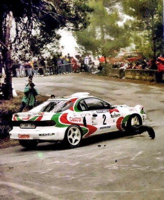 Juha Kankkunen - Nicky Grist
29º Rallye Catalunya - Costa Brava - Rallye de España 1993. Toyota Celica Turbo 4WD -ST185- (K-AM 5951). Clasificado 3º.

Foto en SS Talamanca (Estenalles 