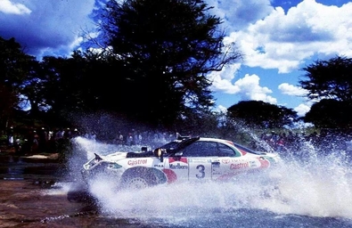 Ian Duncan - Ian Munro
41º Trust Bank Safari Rally 1993. Toyota Celica Turbo 4WD (ST185). Clasificado 3º.

Del 8 al 12 de Abril, Nairobi, Kenya, Africa.
Superficie: tierra.

El Rally tenia un total de 2116.50 km con 79 controles horarios.

Tomaron la salida 44 equipos, finalizaron 17.@
Palabras clave: Toyota;Celica;Turbo;ST185;Safari;1993
