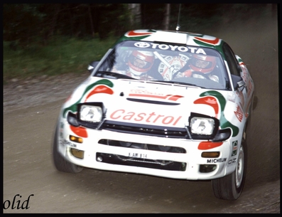 Didier Auriol - Bernard Occelli
43º 1000 Lakes Rally 1993. Toyota Celica Turbo 4WD (ST185). Clasificado 3º.

Del 27 al 29 de Agosto, Jyväskylä, Finlandia.
Superficie: tierra.

El Rally tenia un total de 1555.92 km de los que 507.69 km divididos en 35 tramos eran especiales.

Se inscribieron 116 equipos, tomaron la salida 113, finalizaron 61.@

Palabras clave: Didier_Auriol;Toyota;Celica;Turbo;ST185;Finlandia;1993