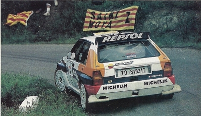 Carlos Sainz Cenamor - Lui­s Moya
37º Tour de Corse - Rallye de France 1993. Lancia Delta HF Integrale (TO 81821T). Clasificado 4º.

Del 1 al 5 de Mayo, Ajaccio, Córcega, Francia.
Superficie: asfalto.

El Rally tenia un total de 1,130.95 Km de los que 556.42 Km divididos en 24 tramos eran especiales.

Se inscribieron 92 equipos, tomaron la salida 85, finalizaron 44.@
Palabras clave: ;Luis_Moya;Lancia;Delta;Integrale;Corcega;1993;Corse