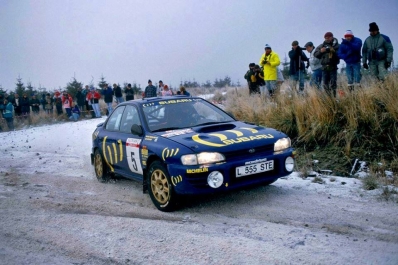 Ari Vatanen - Bruno Berglund
49º Network Q RAC Rally 1993. Subaru Impreza 555 (L555 STE). Clasificado 5º.

Del 21 al 24 de Noviembre, Birmingham, Inglaterra.
Superficie: tierra - nieve.

El Rally tenia un total de 2628.12 km de los que 547.94 km divididos en 35 tramos eran especiales.

Se inscribieron 171 equipos, tomaron la salida 165, finalizaron 94.@
Palabras clave: ;Subaru_Impreza;Gran_Bretaña;RAC_Rally;1993;Nieve;Inglaterra
