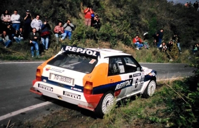 Gustavo Trelles - Jorge del Buono
29º Rallye Catalunya - Costa Brava - Rallye de España 1993. Lancia Delta HF Integrale (TO 85302S). Clasificado 6º.

Del 1 al 4 de Noviembre, Lloret de Mar, Girona, Catalunya, España.
Superficie: asfalto.

El Rally tenia un total de 1750.85 km de los que 513.60 km divididos en 29 tramos eran especiales.

Se inscribieron 100 equipos, tomaron la salida 95, finalizaron 39.@
Palabras clave: Gustavo_Trelles;Lancia;Delta;Integrale;Catalunya;Costa_Brava;1993;Spain;España