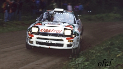 Hannu Mikkola - Arne Hertz
43º 1000 Lakes Rally 1993. Toyota Celica Turbo 4WD -ST185- (K-AM 72). Clasificado 7º.

Del 27 al 29 de Agosto, Jyväskylä, Finlandia.
Superficie: tierra.

El Rally tenia un total de 1555.92 km de los que 507.69 km divididos en 35 tramos eran especiales.

Se inscribieron 116 equipos, tomaron la salida 113, finalizaron 61.@
Palabras clave: ;Toyota;Celica;Turbo;ST185;Finlandia;1993