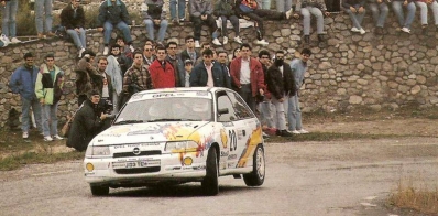 Luis Climent - Jose Antonio Muñoz
29º Rallye Catalunya - Costa Brava - Rallye de España 1993. Opel Astra GSi 16v (J133 TEH). Clasificado 8º.

Del 1 al 4 de Noviembre, Lloret de Mar, Girona, Catalunya, España.
Superficie: asfalto.

El Rally tenia un total de 1750.85 km de los que 513.60 km divididos en 29 tramos eran especiales.

Se inscribieron 100 equipos, tomaron la salida 95, finalizaron 39.@
Palabras clave: ;Opel;Astra;GSi;Catalunya;Costa_Brava;1993;Spain;España