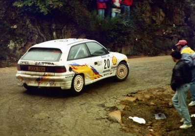 Luis Climent - Jose Antonio Muñoz
29º Rallye Catalunya - Costa Brava - Rallye de España 1993. Opel Astra GSi 16v (J133 TEH). Clasificado 8º.

Del 1 al 4 de Noviembre, Lloret de Mar, Girona, Catalunya, España.
Superficie: asfalto.

El Rally tenia un total de 1750.85 km de los que 513.60 km divididos en 29 tramos eran especiales.

Se inscribieron 100 equipos, tomaron la salida 95, finalizaron 39.@
Palabras clave: ;Opel;Astra;GSi;Catalunya;Costa_Brava;1993;Spain;España
