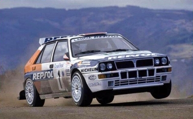 Carlos Sainz Cenamor - Lui­s Moya
61º Rallye Automobile de Monte-Carlo 1993. Lancia Delta HF Integrale (TO 73022T). Clasificado 14º.

Del 21 al 27 de Enero, Monaco.
Superficie: asfalto - nieve.

El Rally tenia un total de 3086.00 km de los que 593.62 km divididos en 22 tramos, eran especiales.

Se inscribieron 182 equipos, tomaron la salida 167, finalizaron 86.@
Palabras clave: ;Integrale;Lancia;Delta;Montecarlo;1993