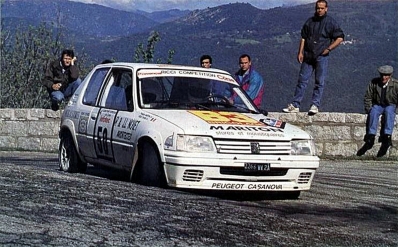Antoine 
37º Tour de Corse - Rallye de France 1993. Peugeot 205 Rallye. Clasificado 16º.

Del 1 al 5 de Mayo, Ajaccio, Córcega, Francia.
Superficie: asfalto.

El Rally tenia un total de 1,130.95 Km de los que 556.42 Km divididos en 24 tramos eran especiales.

Se inscribieron 92 equipos, tomaron la salida 85, finalizaron 44.@
Palabras clave: Peugeot;Rallye;Corse;Corcega;1993