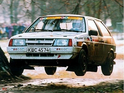 Alexander Artemenko - Viktor Timkovskiy
49º Network Q RAC Rally 1993. Lada Samara 21083 (KWC 4574). Clasificado 34º.

Del 21 al 24 de Noviembre, Birmingham, Inglaterra.
Superficie: tierra - nieve.

El Rally tenia un total de 2628.12 km de los que 547.94 km divididos en 35 tramos eran especiales.

Se inscribieron 171 equipos, tomaron la salida 165, finalizaron 94.@
Palabras clave: Lada;Samara;Gran_Bretaña;RAC_Rally;1993;Inglaterra